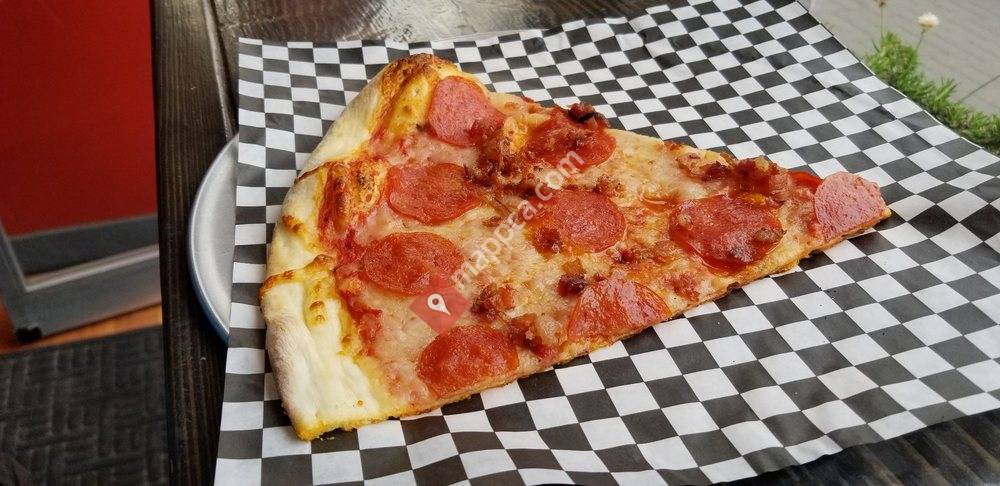 The Strait Slice Pizza