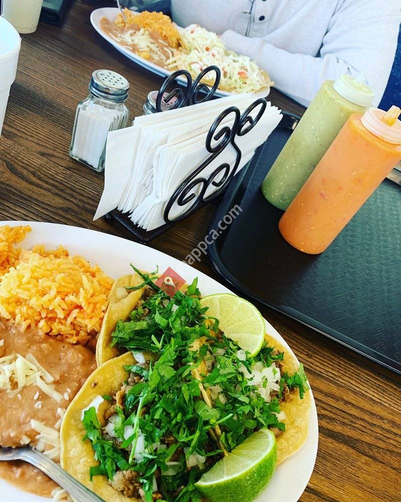 Tinez Tacos