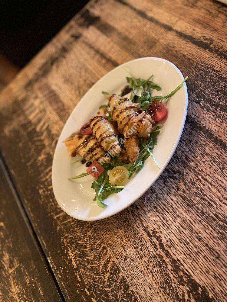 Treva Restaurant & Bar