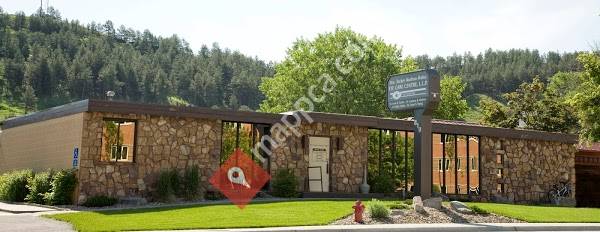 Tucker-Kudrna-Holec-Young Eye Care Centre