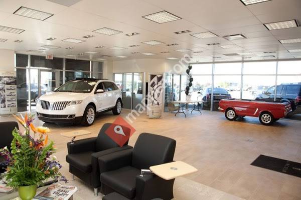 Universal Ford Lincoln